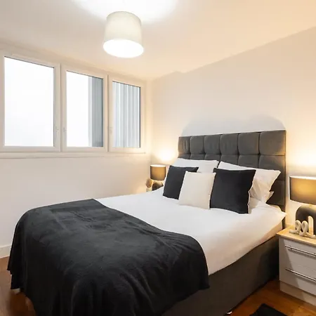 Host & - Metropolitan House Apartment Birmingham
