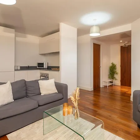 Apartment Host & - Metropolitan House Birmingham